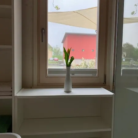 Botel Waterside Living - Hausboot *